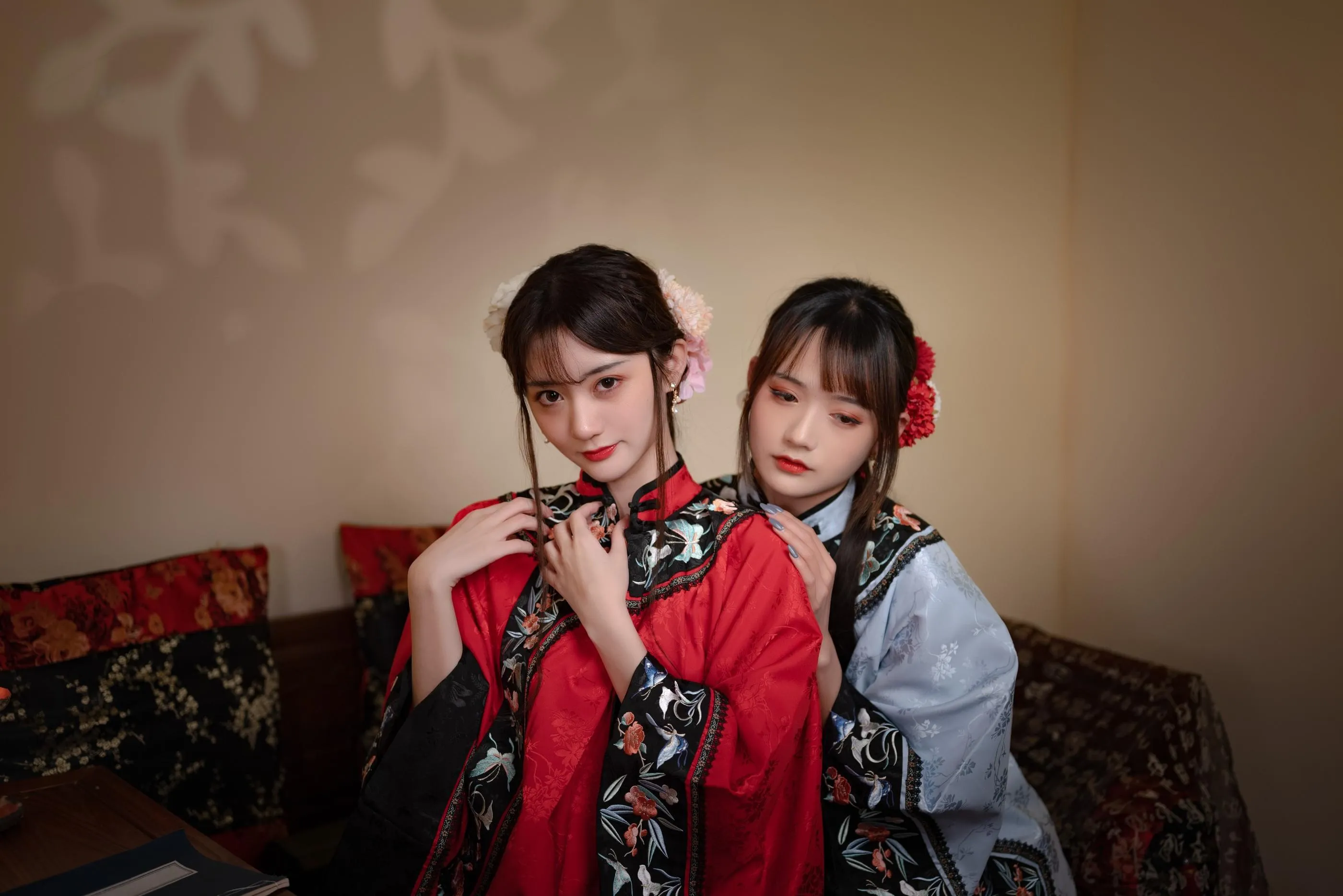 [艺图语] 2022.06.30 深闺 兔子Zzz不吃胡萝卜 [32P]插图1